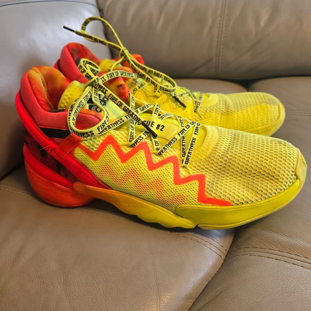 Adidas DON‎ Issue 2 Fire of Greatness Solar Yellow Orange H67570 Mens Size 11
